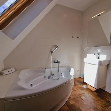 Apartamento Zakoapartamenty Butorowy *